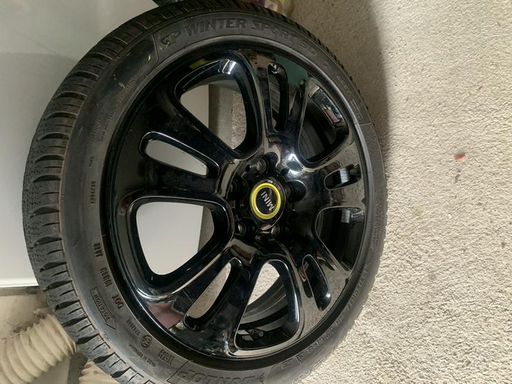 Bild 3: Alu  Mini Cooper Alu Winterräder Dunlop 3D Sport Ranflad 185/50 R17 Profil 7mm-8mm Sehr guter Zastand