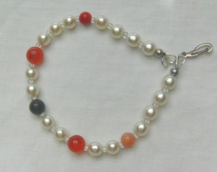 Bild 2: Armband mit einen kleinen Edelsteinmix