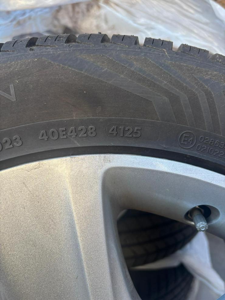 Bild 2: M+S Reifen Opel zafira fast neu