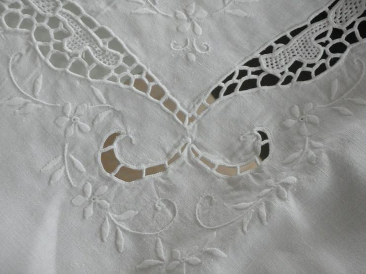 Bild 6: Große antike Tischdecke mit Lochstickerei,floral,weiß