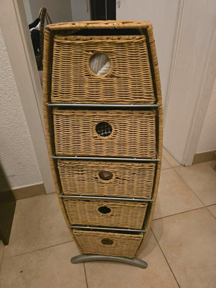 Rattan Schränkchen