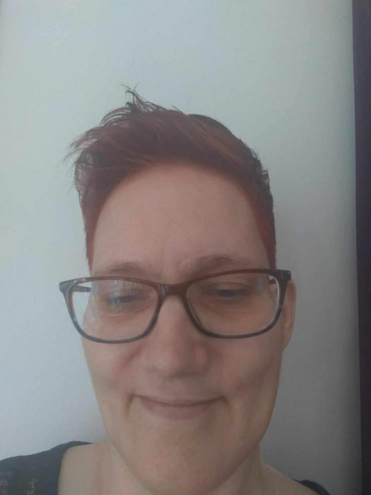 SUCHE KLEIDER SPENDEN