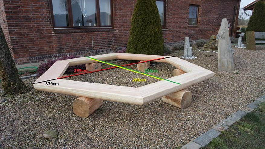 Bild 17: Gartenbank mit Gravur. Hochzeitsgeschenk. Baumstammbank.
