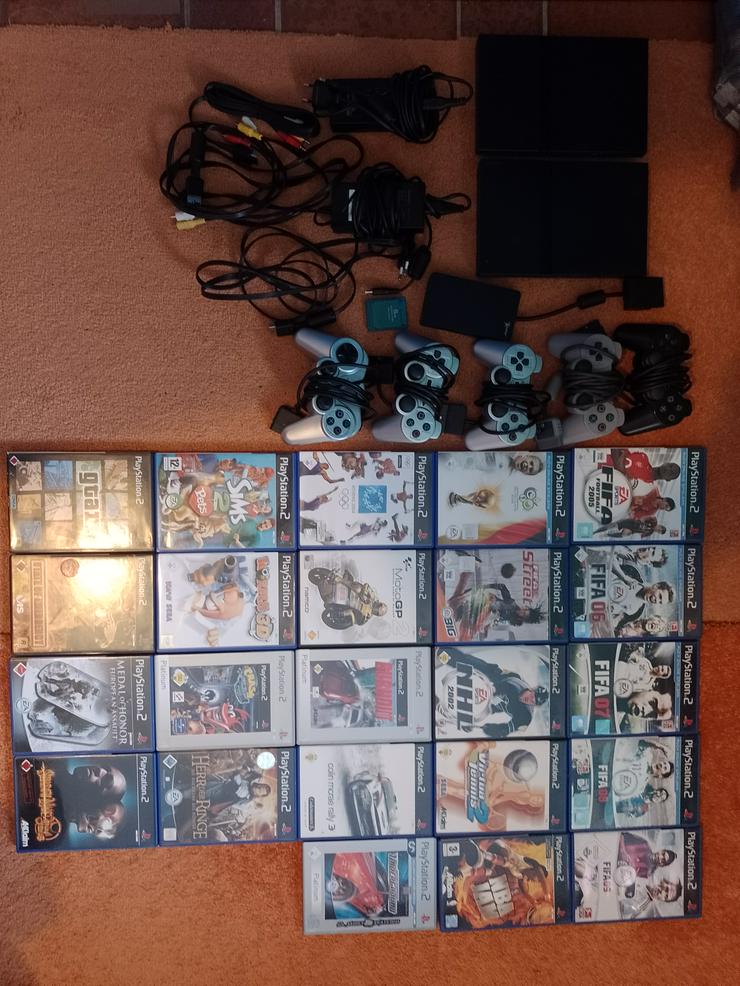 Playstation 2 mit 23 Spielen zu verkaufen 