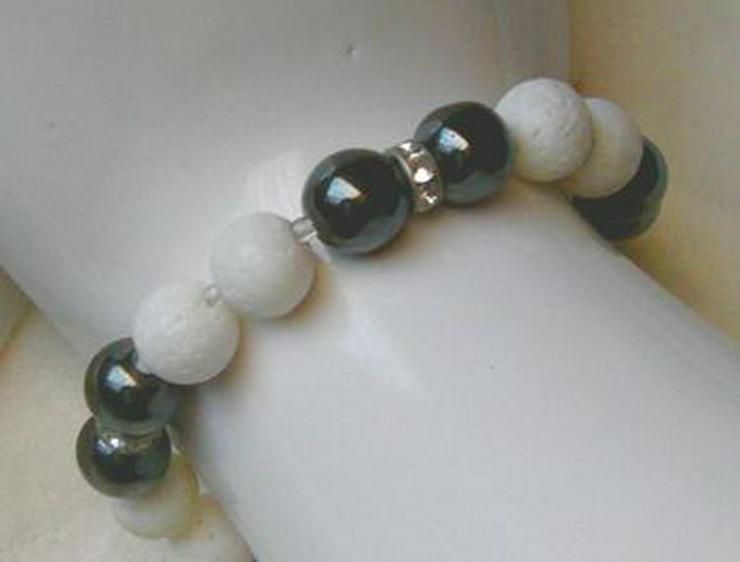 Bild 4: Armband im schwarz - weis Design