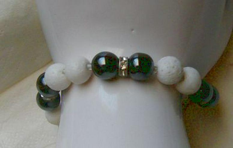 Bild 7: Armband im schwarz - weis Design