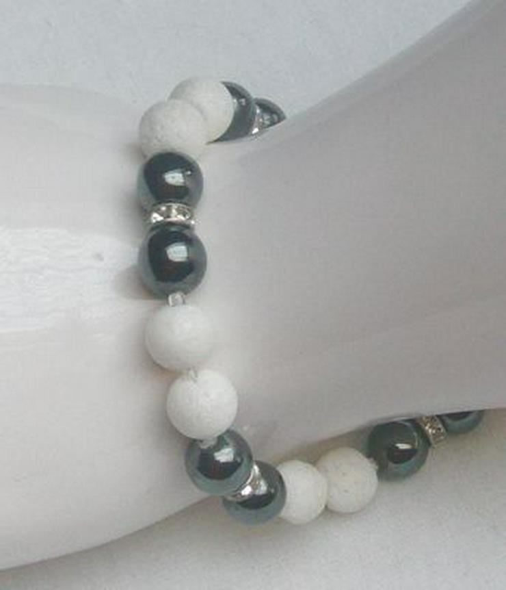 Bild 3: Armband im schwarz - weis Design