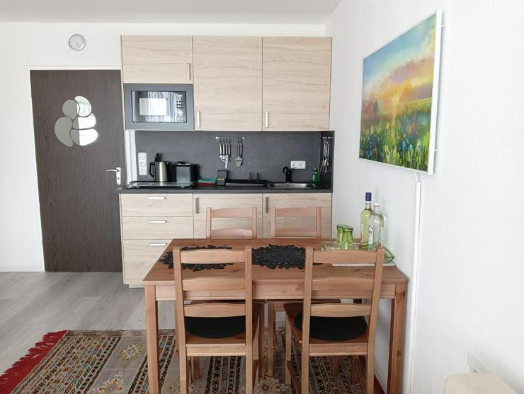 Bild 4: Schöne Ferienwohnung komplett möbliert mit Hallenbadbenutzung