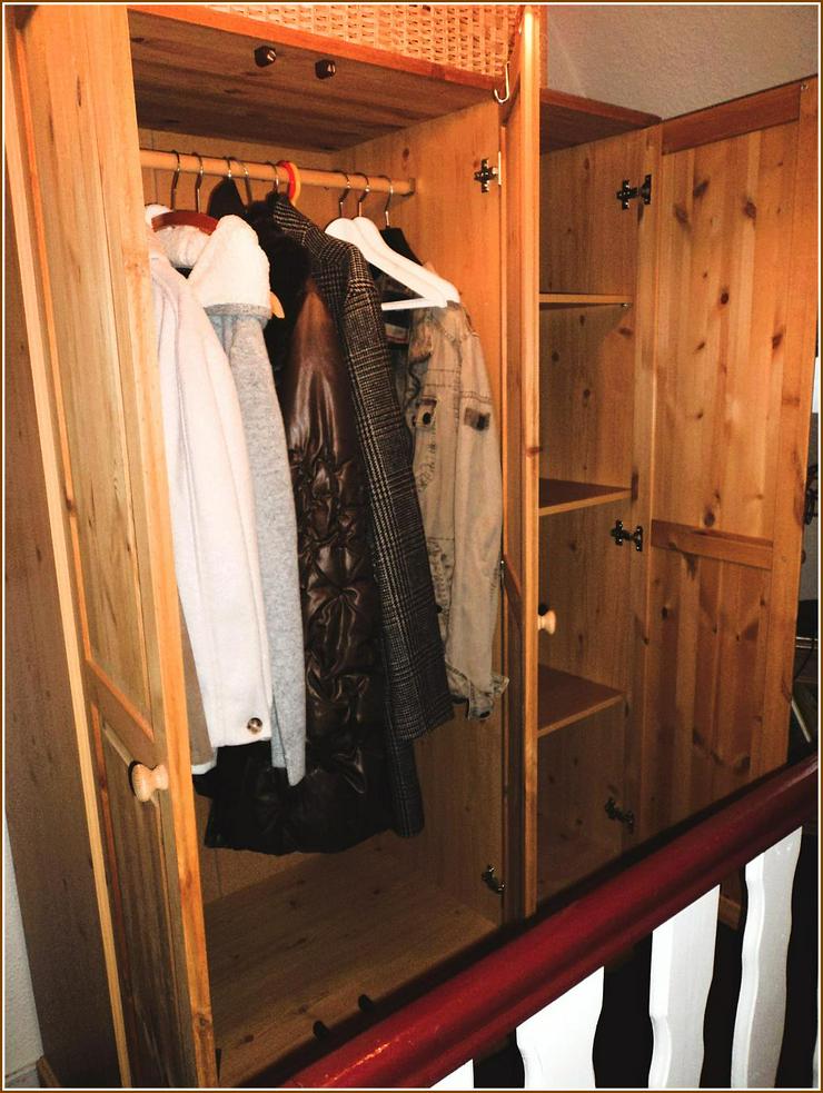 Bild 7: EILT! Zwei 3-türige KLEIDER-/GARDEROBEN-Schränke gepflegt und preiswert - OPTIONAL bei MIT-Demontage = zu VERSCHENKEN.