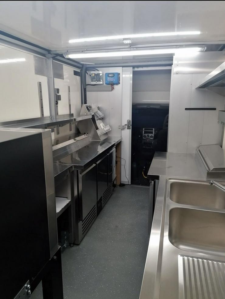 Bild 7: Daily Food Truck Pizza Truck