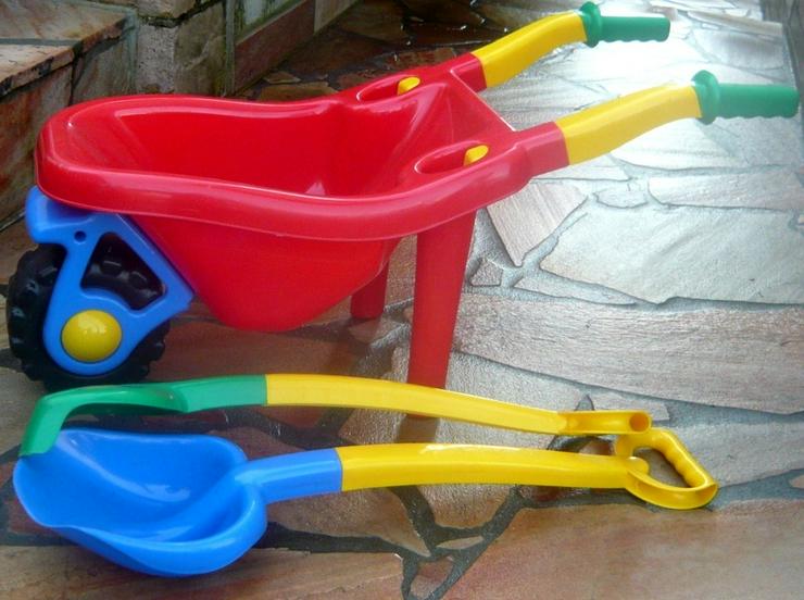 Bild 4: Kinderschubkarre mit Schaufel und Rechen NEU buntes Set