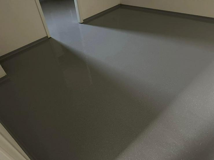 Bild 9: Industrieboden, Epoxidharz Bodenbeschichtung