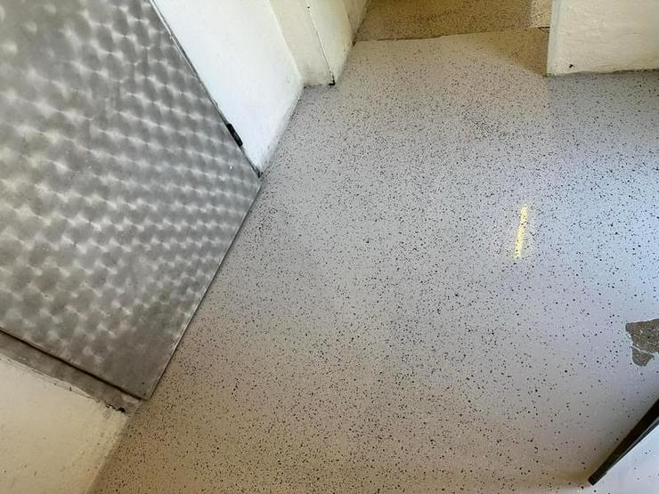 Bild 8: Industrieboden, Epoxidharz Bodenbeschichtung