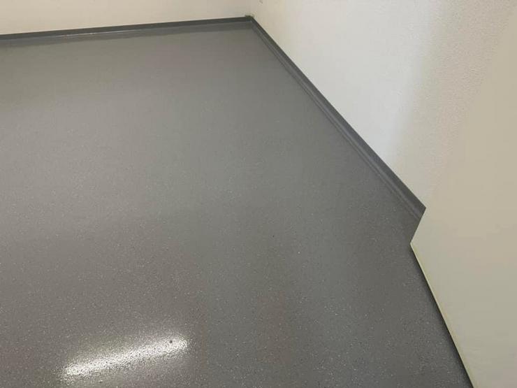 Bild 11: Industrieboden, Epoxidharz Bodenbeschichtung