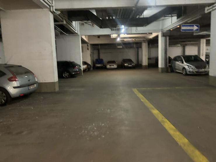 Bild 3: Tiefgaragestellplatz zu vermieten