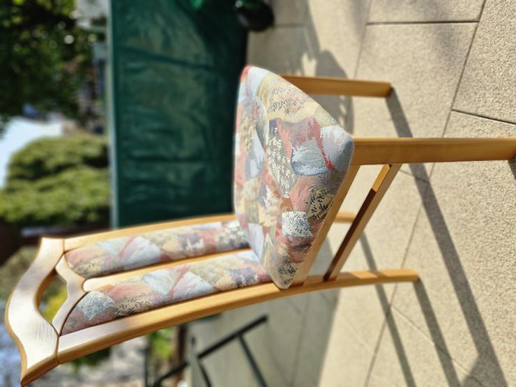 Bild 2: 6 Stühle Holz mit Stoffbezug