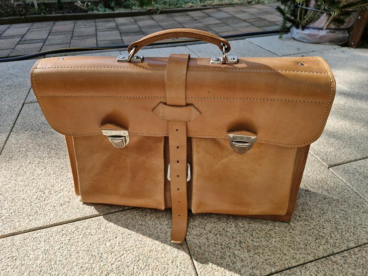 Retro Aktentasche hellbraunes echtes Leder sehr gut erhalten