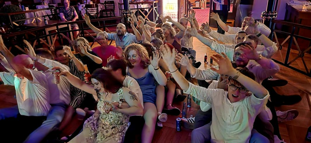 Bild 10: Hochzeits- & Event-DJ plus Sänger