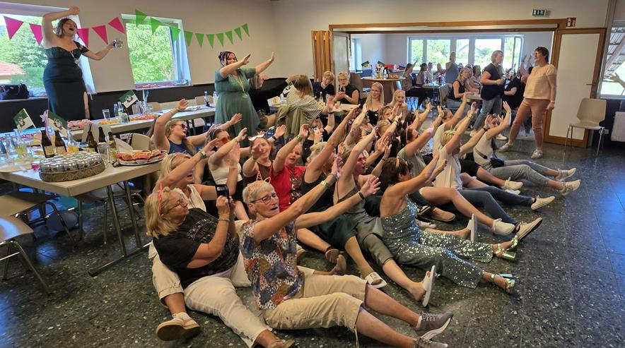 Bild 8: Hochzeits- & Event-DJ plus Sänger