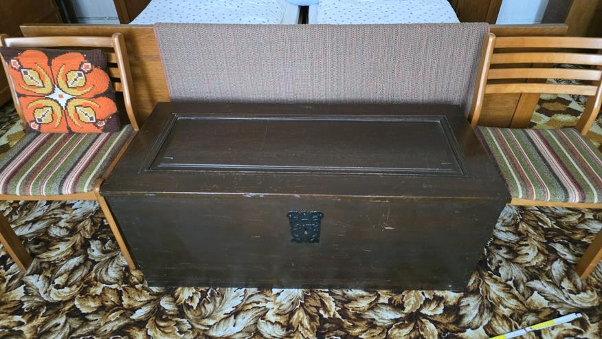 Truhe 3, massiv, dunkel, ideal als Betttruhe - Weitere - Bild 1