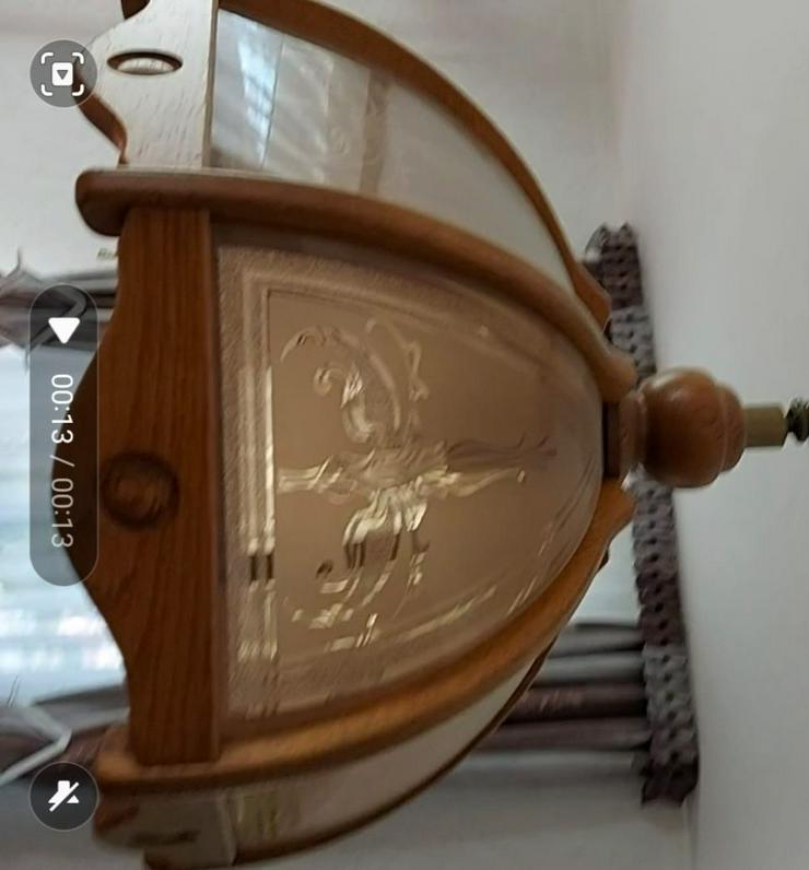 Bild 7: rustikale Deckenleuchte