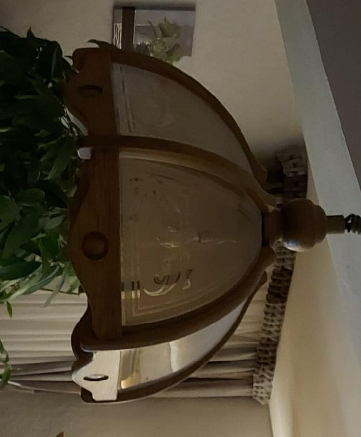 Bild 8: rustikale Deckenleuchte