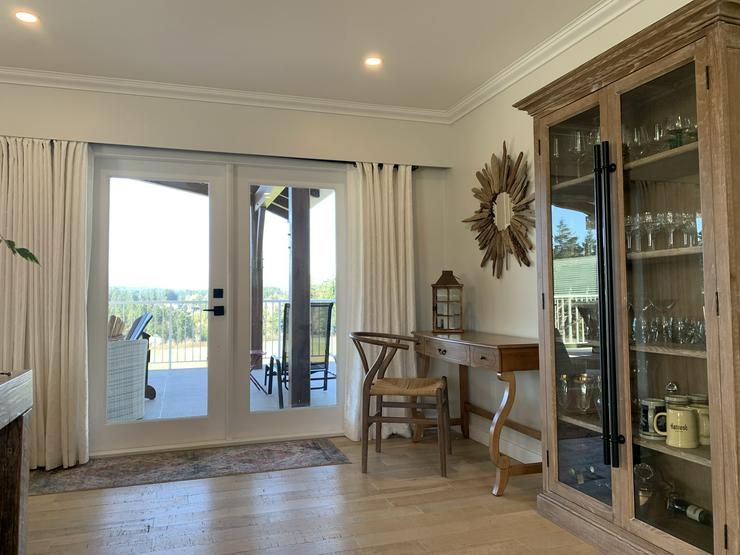 Bild 8: 2.5 sonnige Hektar  Grundstück mit Haus, separate Wohnung und drei Garagen 