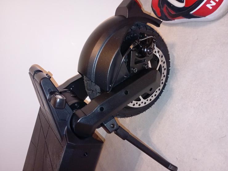 Bild 3: Vmax vx4 e scooter 