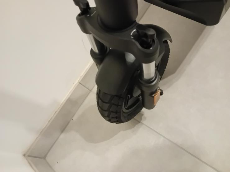 Bild 2: Vmax vx4 e scooter 