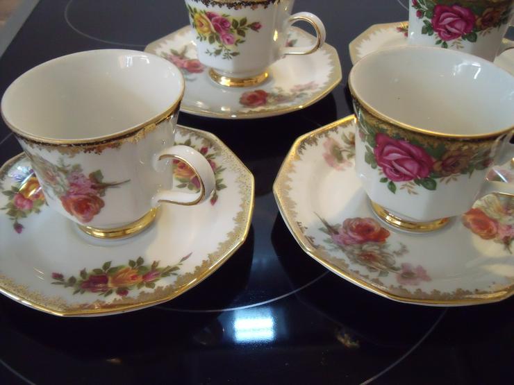 Bild 3: Kaffe Tee Service - Blumenmuster und Goldrand 6 Stück + Silber servieten .