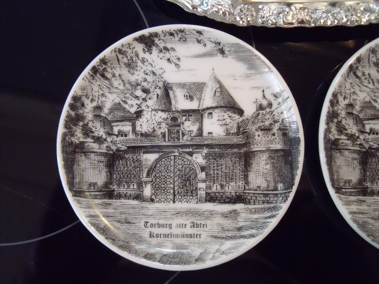 Bild 15: Kaffe Tee Service - Blumenmuster und Goldrand 6 Stück + Silber servieten .