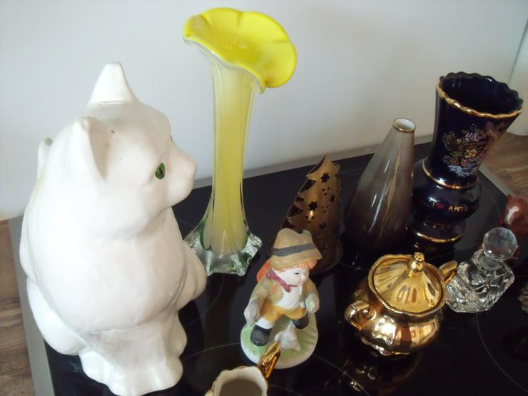 Bild 11: Vase kerzenständer , Teller , Fass . Figuren , kerzenständer , vasen + Geschenk .