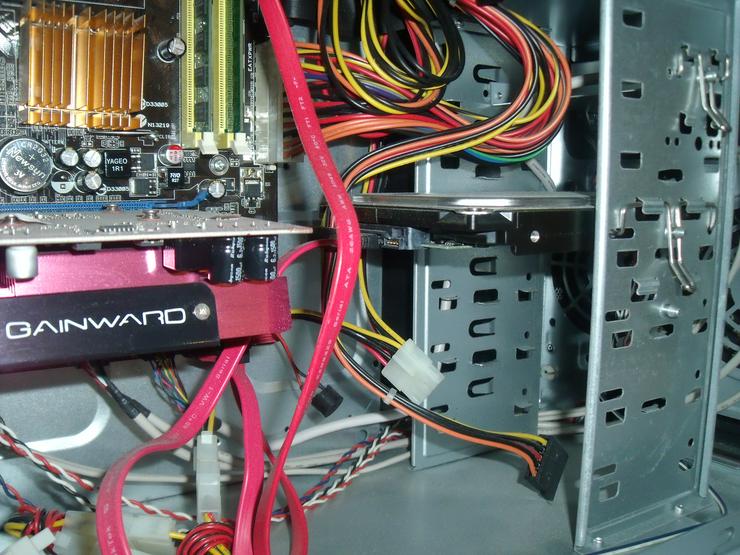 Bild 12: PC A 8 4GB 500 GB HDD, mit monitor + Silber Kette vergolden .