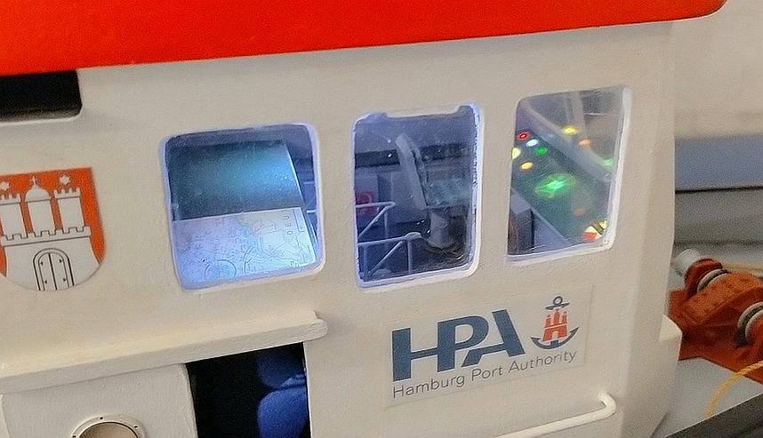 Bild 12: RC Modellschiff, realitätsnahe Einrichtung, Unikat kein Bausatz!