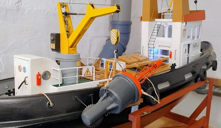 Bild 11: RC Modellschiff, realitätsnahe Einrichtung, Unikat kein Bausatz!