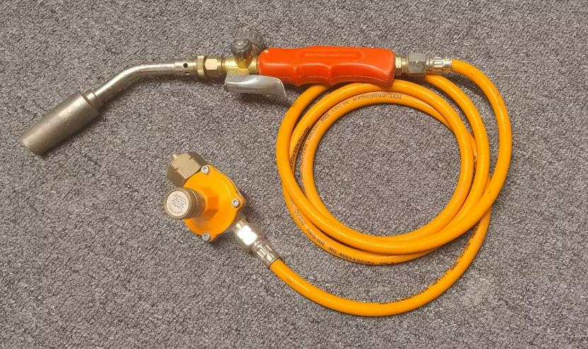 Werkzeug: Lötbrenner von Fa. Rothenberger