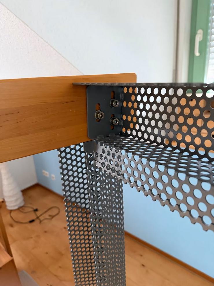 Bild 5: Jugend Bett in der Größe 140x200cm.