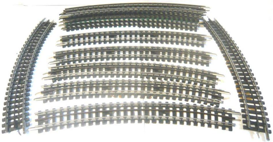 Bild 2: Trix Express 12x Gleis 4322 R2 ganzer Kreis ohne Fehlteile