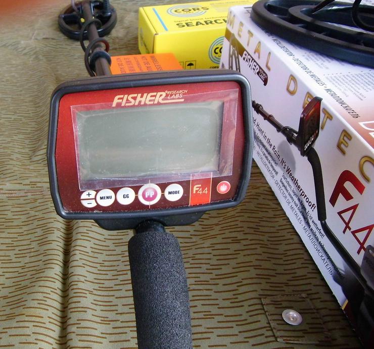 Bild 3: Metalldetektor Fisher F44 wireless mit Funkkopfhörer 
