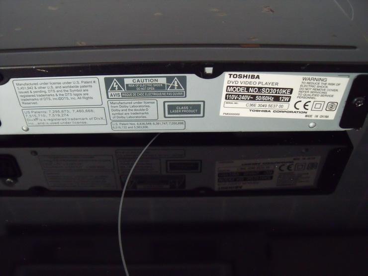 Bild 7: DVD Player Toschiba mit FB DviX,HDMI .