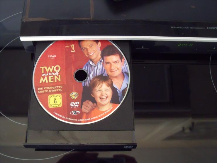 Bild 11: DVD Player Toschiba mit FB DviX,HDMI .