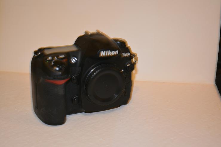 Nikon D200