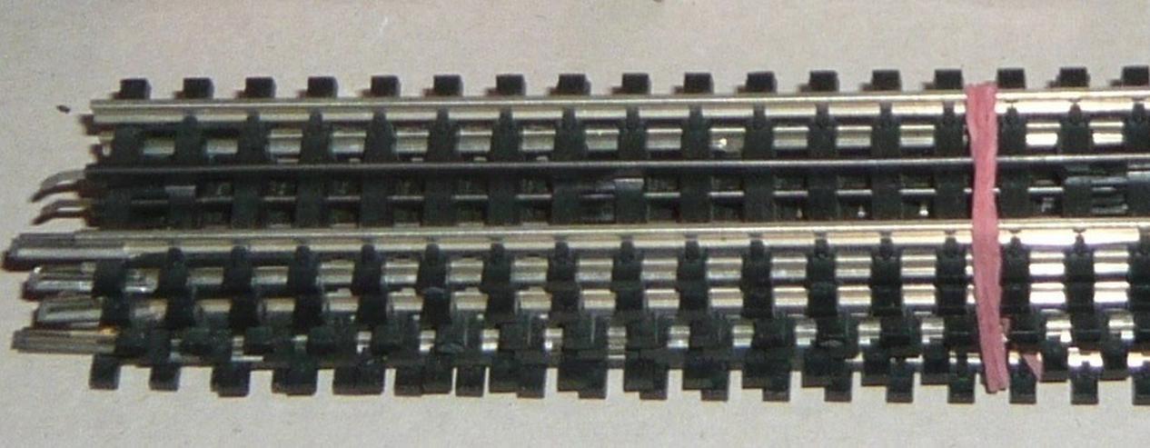 Bild 3: TRIX EXPRESS Gleis gerade 4304 GUT 10 Stück ohne Fehlteile