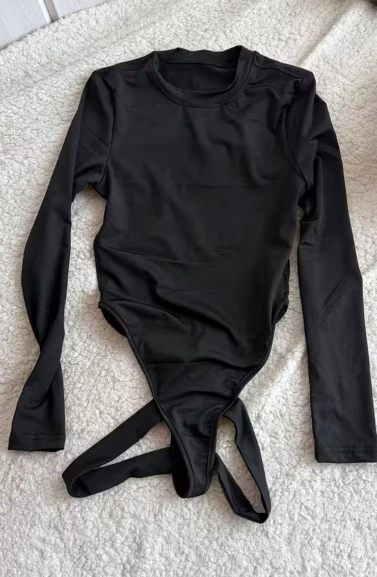 Bild 4: atemberaubender Langarmbody sehr sexy String