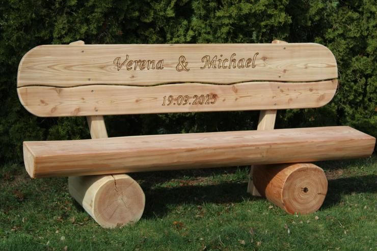 Bild 13: Baumbank. Gartenbank. Holzbank. Krongartmöbel.