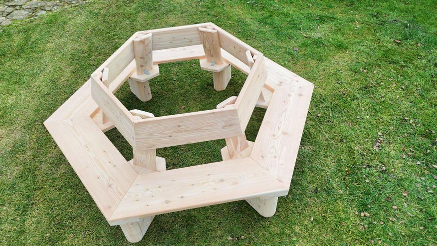 Baumbank. Gartenbank. Holzbank. Krongartmöbel.