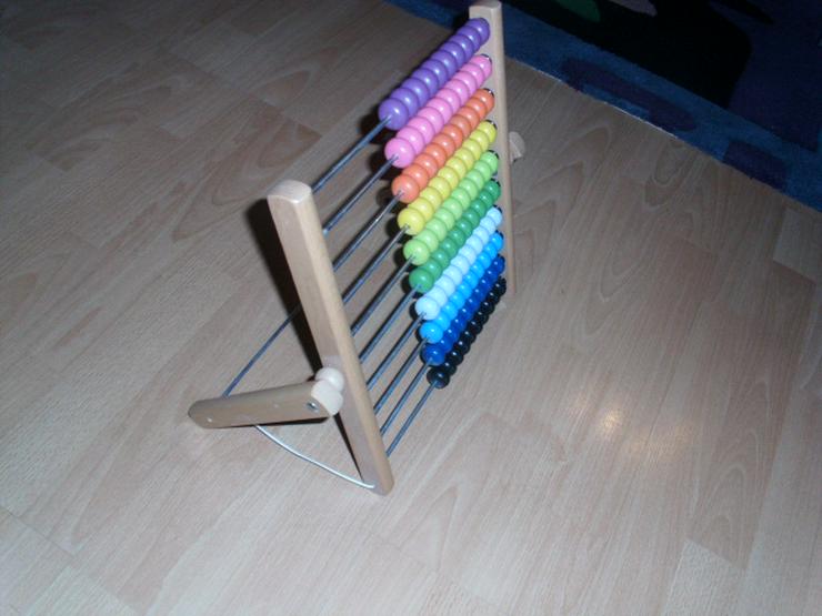 Bild 2: Abacus von Ikea, Rechenschieber
