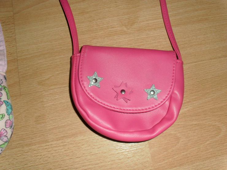 Bild 3: 2 süße Kinderhandtaschen, pink + Schmetterlinge