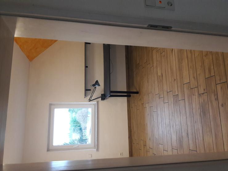 Bild 9: Drei Zimmer Wohnung