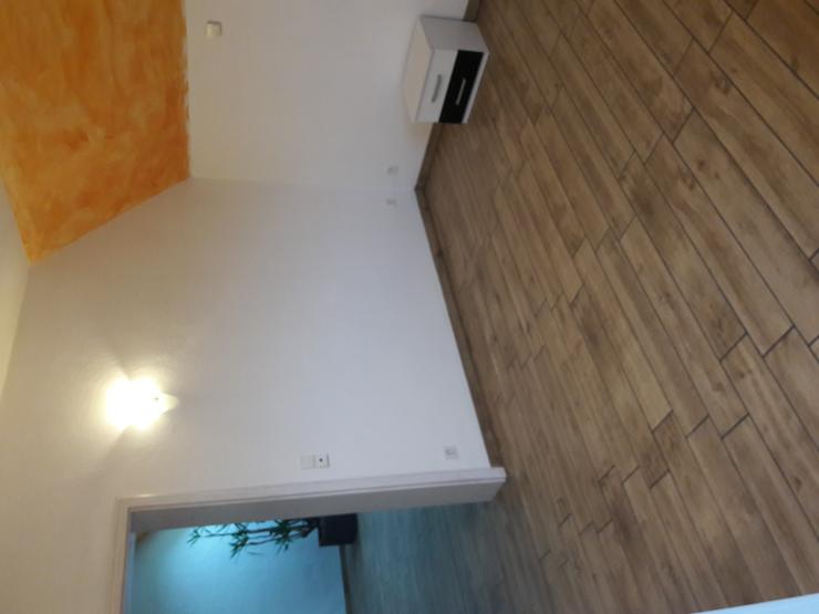 Bild 10: Drei Zimmer Wohnung